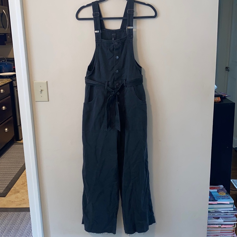 WINTER FALL VIBES NWT Aerie Dark Grey Overalls size XS